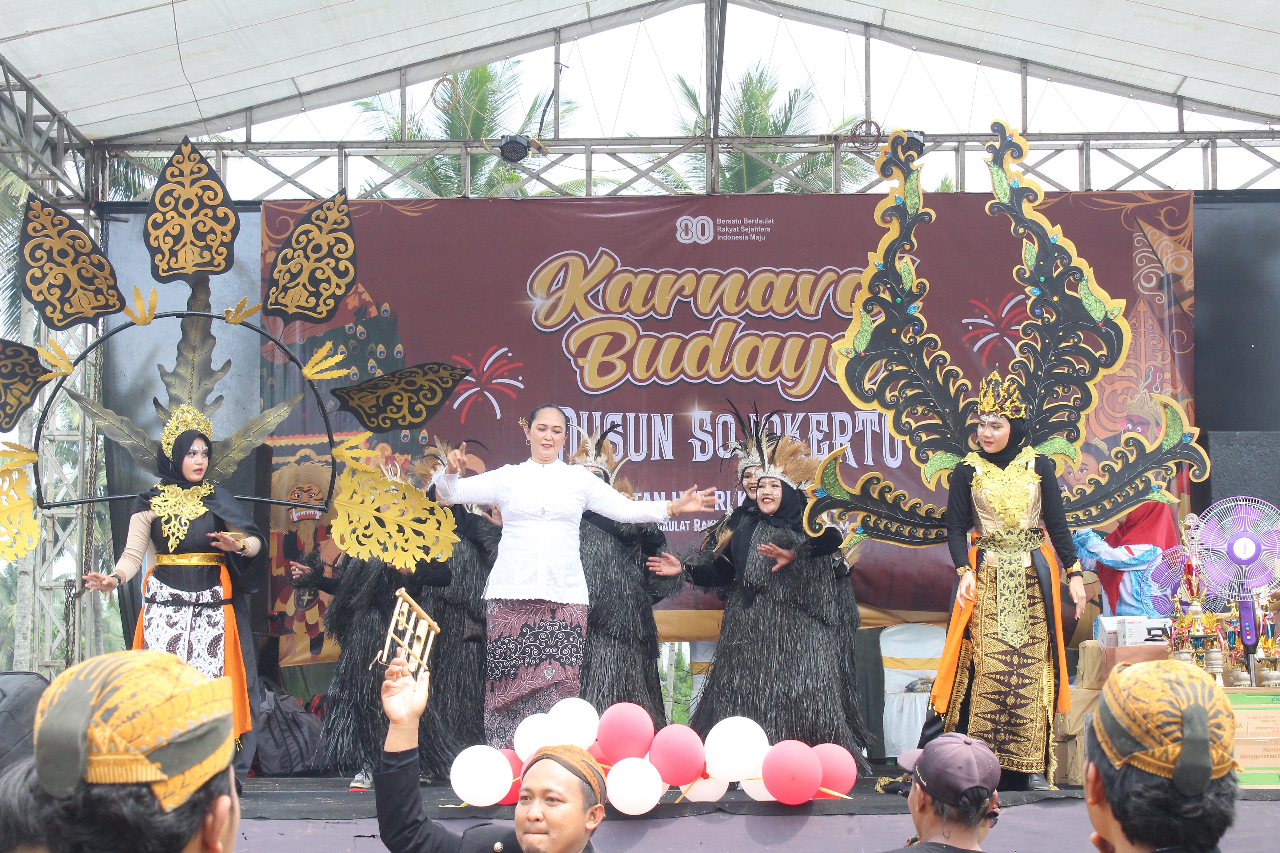 KARNAVAL BUDAYA MERIAHKAN PERAYAAN HUT KE 80 RI DI DUSUN SOJOKERTO