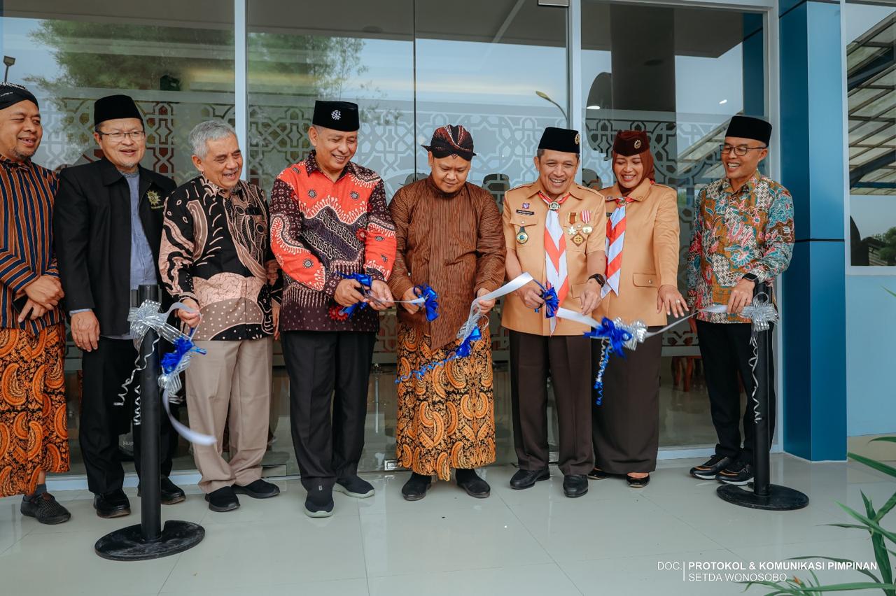 Asiri Syifa Padukan Herbal dan Medis