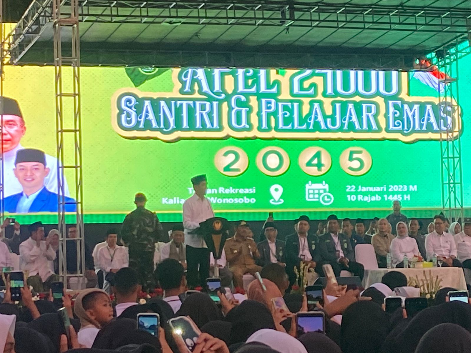 JOKOWI DORONG KADER IPNU, PELAJAR DAN SANTRI HARUS JADI CONTOH GENERASI MUDA