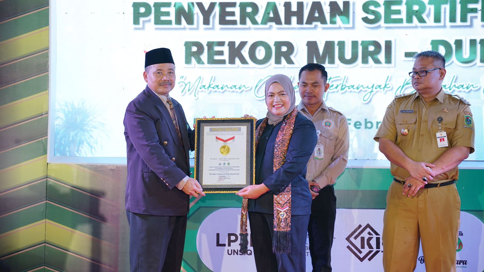 LP3M UNSIQ RAIH PENGHARGAAN MURI DUNIA DALAM MAKANAN TERBANYAK BERBAHAN DASAR UMBI-UMBIAN