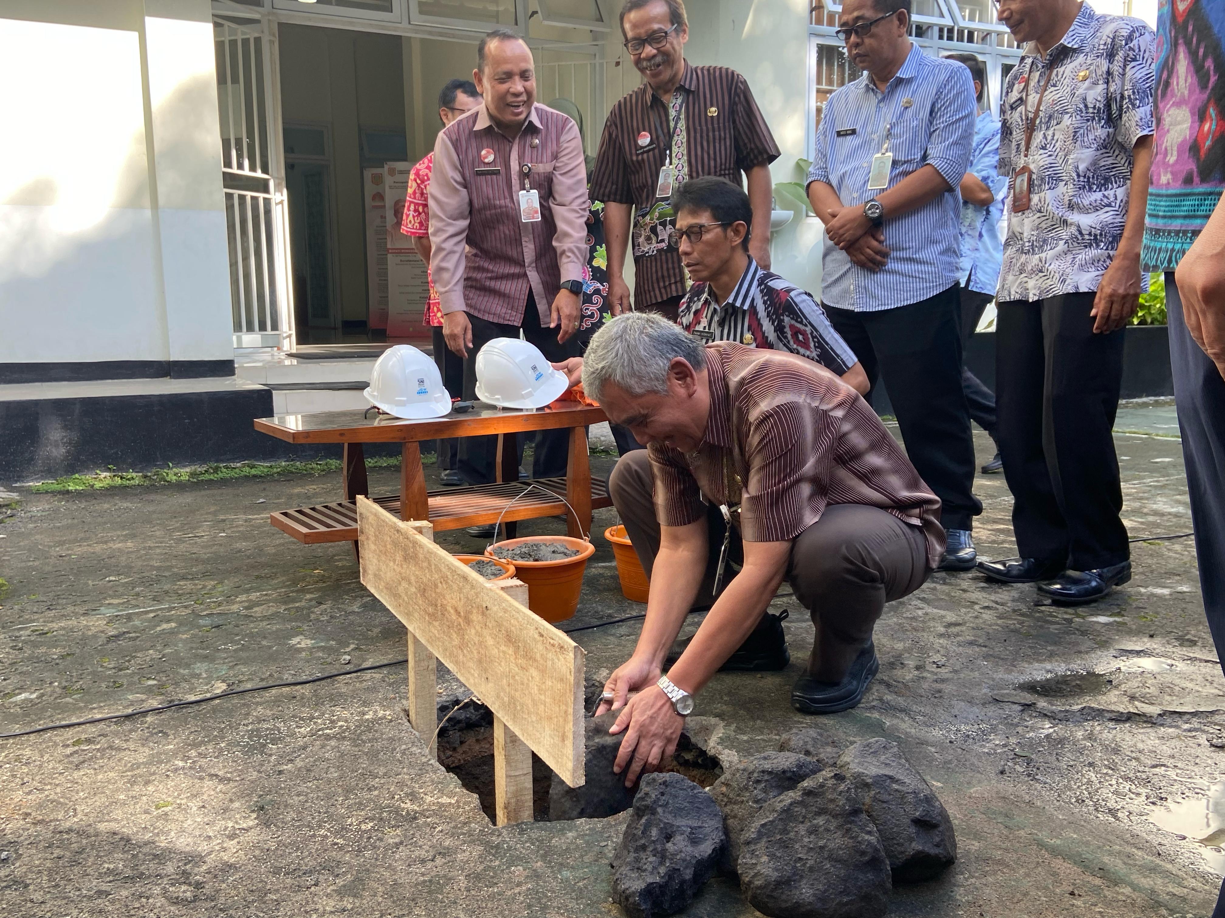 REHAB GEDUNG RADIO PESONA FM, TINGKATKAN PELAYANAN DAN KUALITAS SIARAN