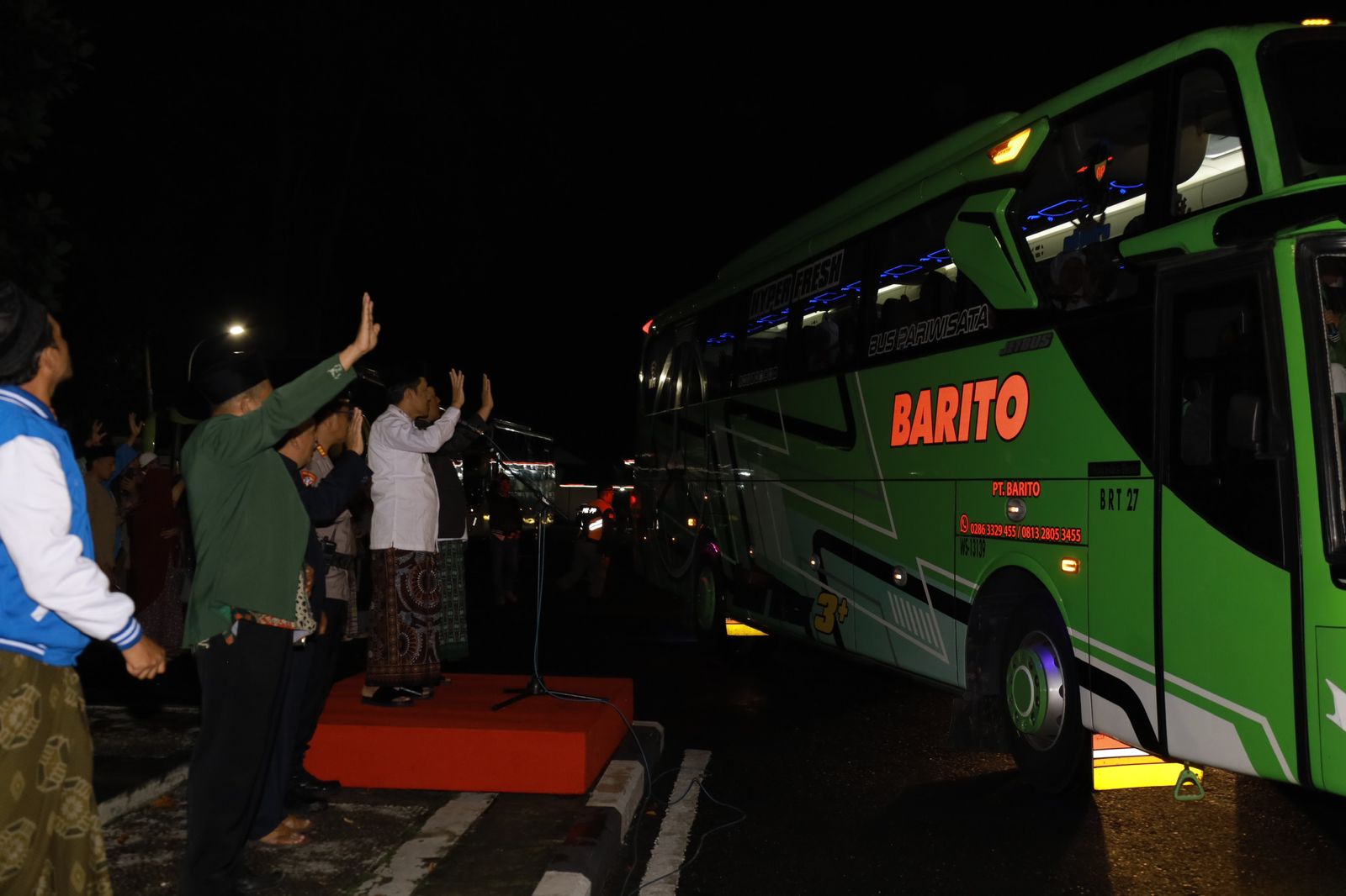 KABUPATEN WONOSOBO BERANGKATKAN 721 CALON HAJI