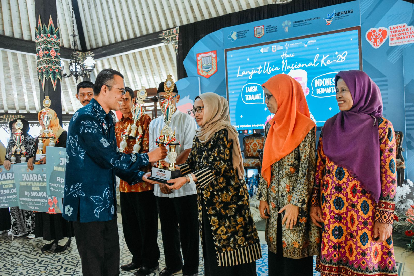 KADER LANSIA JADI UJUNG TOMBAK BAGI KESEHATAN PARA MANUSIA LANJUT USIA DI WONOSOBO