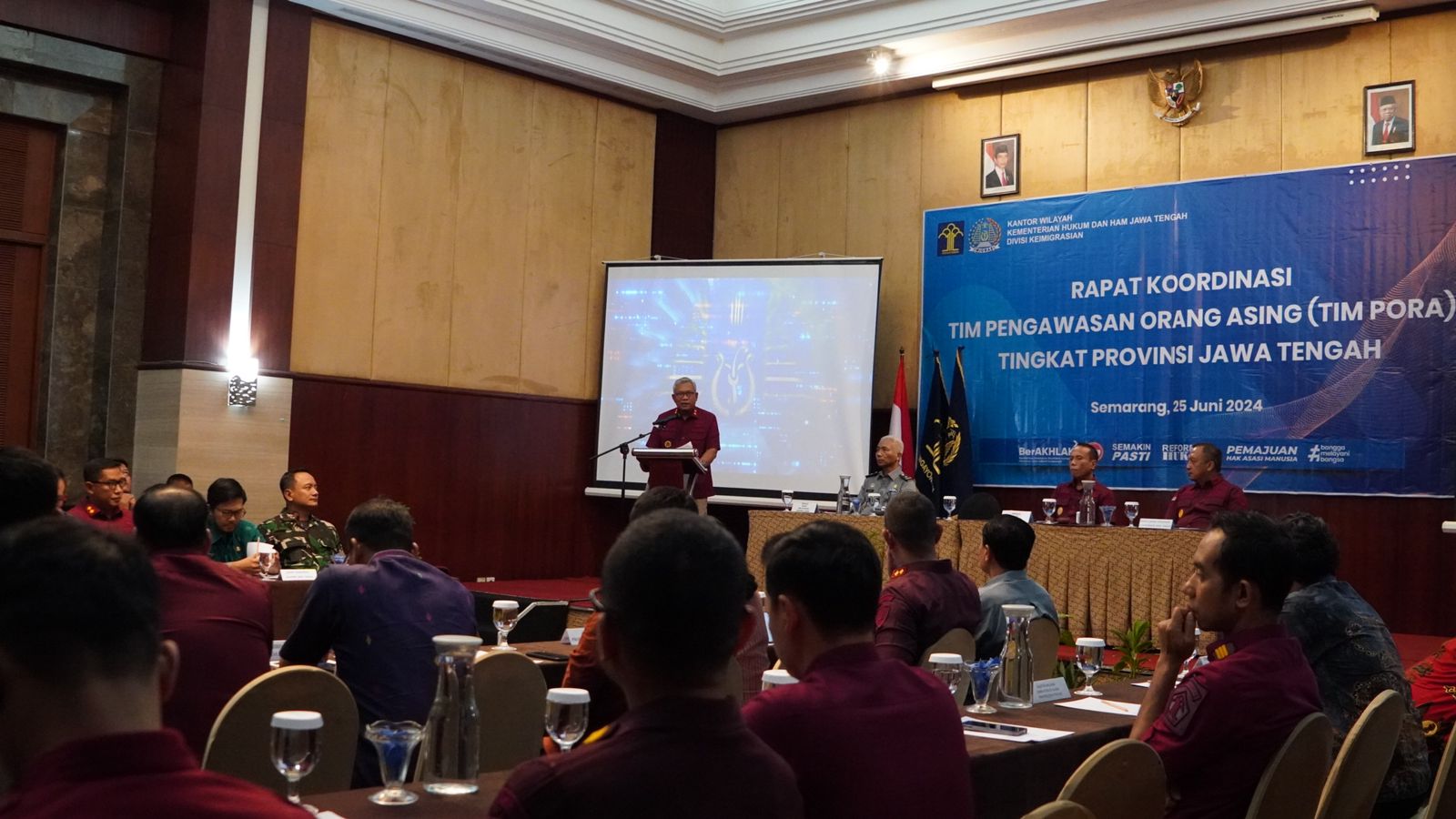 10.610 Orang Asing di Jateng: Fokus Pengawasan di Rapat TIM PORA