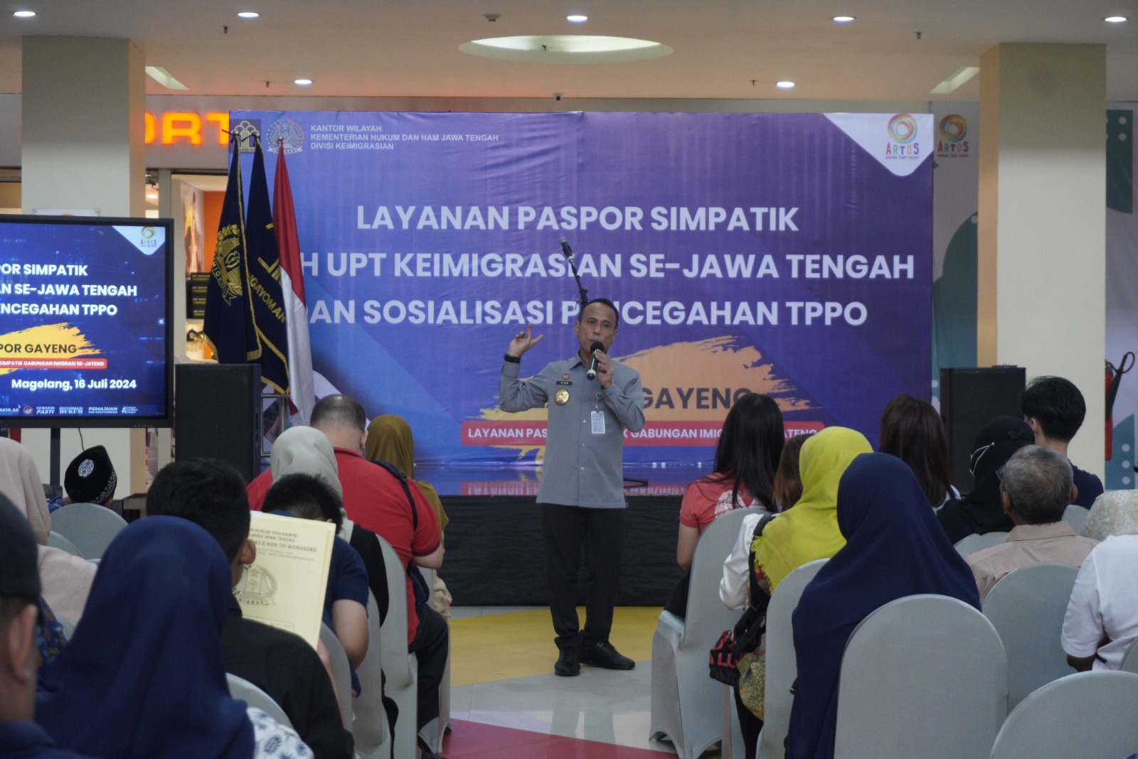 Kantor Imigrasi se-Jateng Gelar “Lapor Gayeng” di Artos Mall Magelang