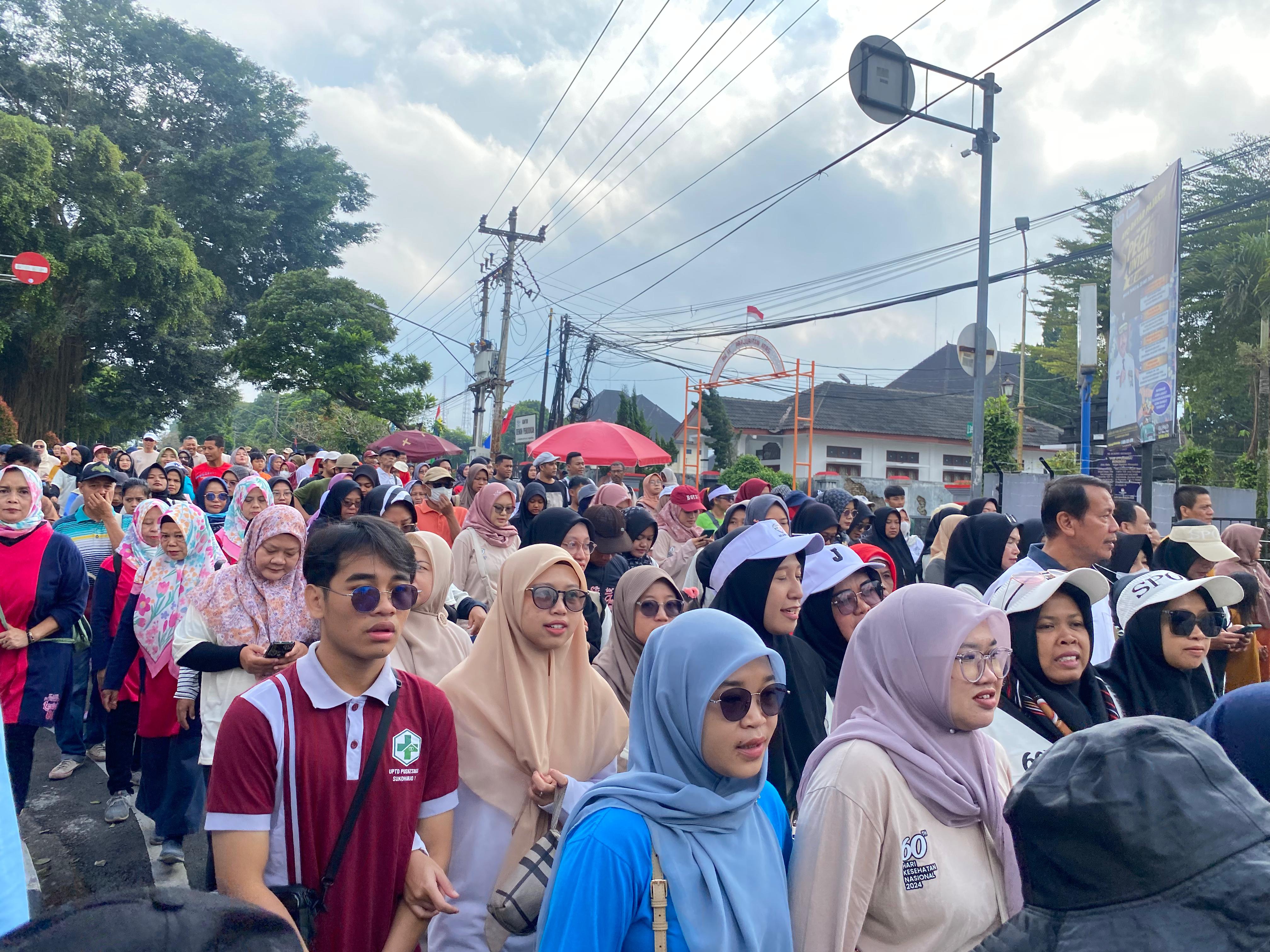 PERINGATAN HARI KESEHATAN NASIONAL DI WONOSOBO DISERBU RIBUAN PESERTA