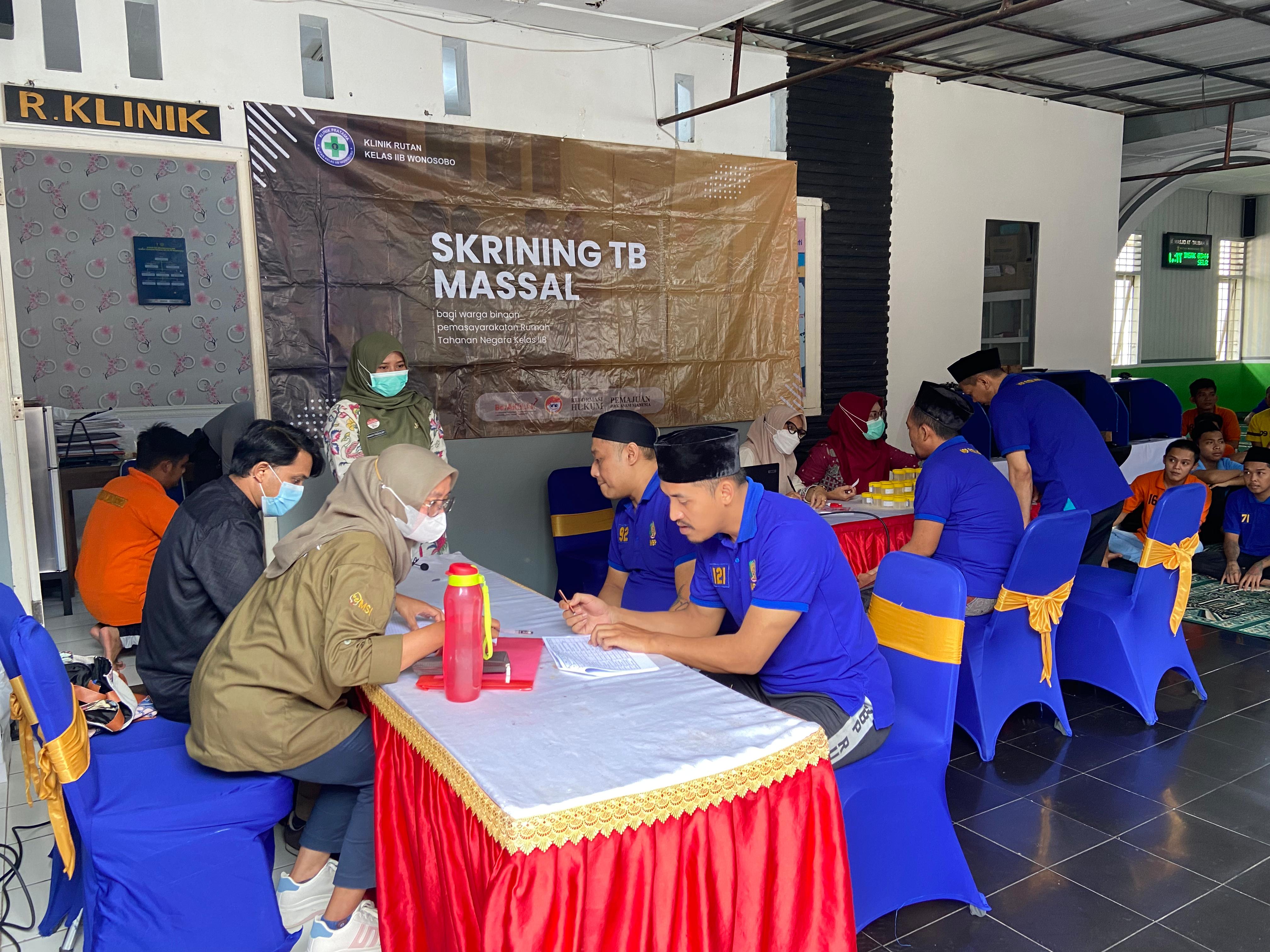 CEGAH PENYEBARAN TBC, RUTAN WONOSOBO GELAR SKRINING