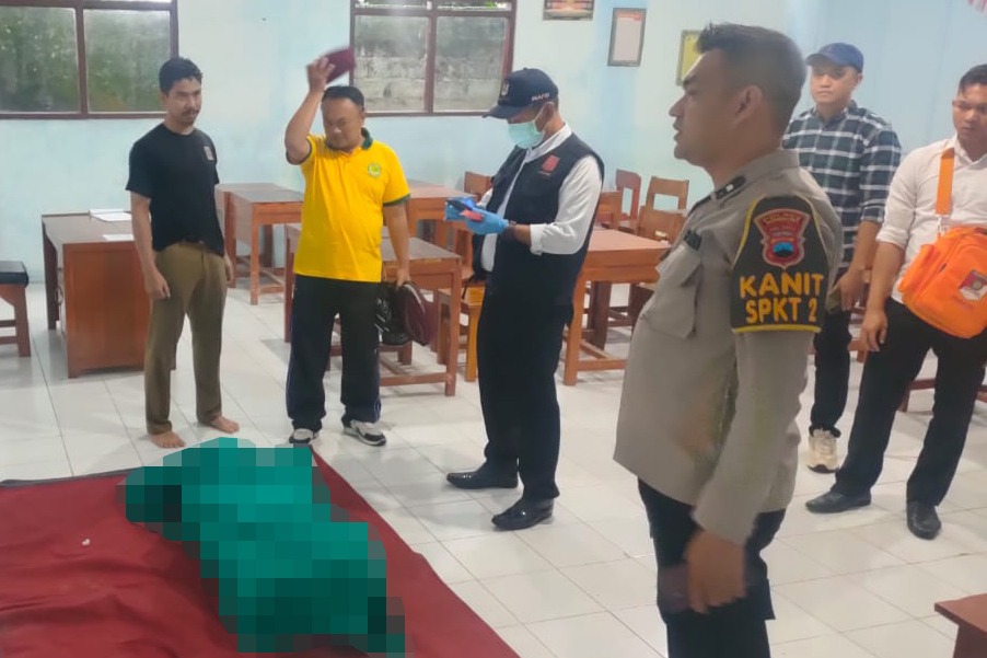 : SEORANG SISWA SMK DI WONOSOBO DITEMUKAN MENINGGAL DI KAMAR MANDI