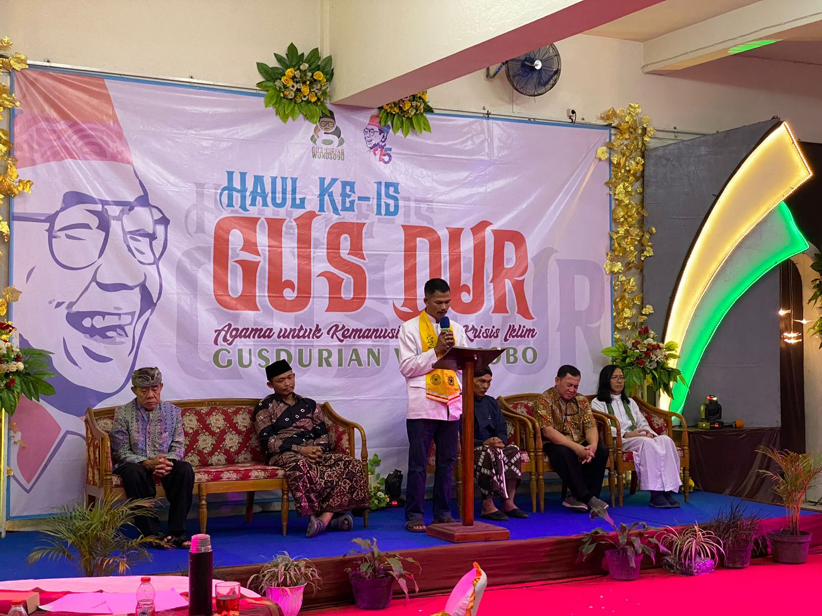 GUSDURIAN WONOSOBO AJAK PEMUKA AGAMA LINTAS IMAN DISKUSI IKLIM