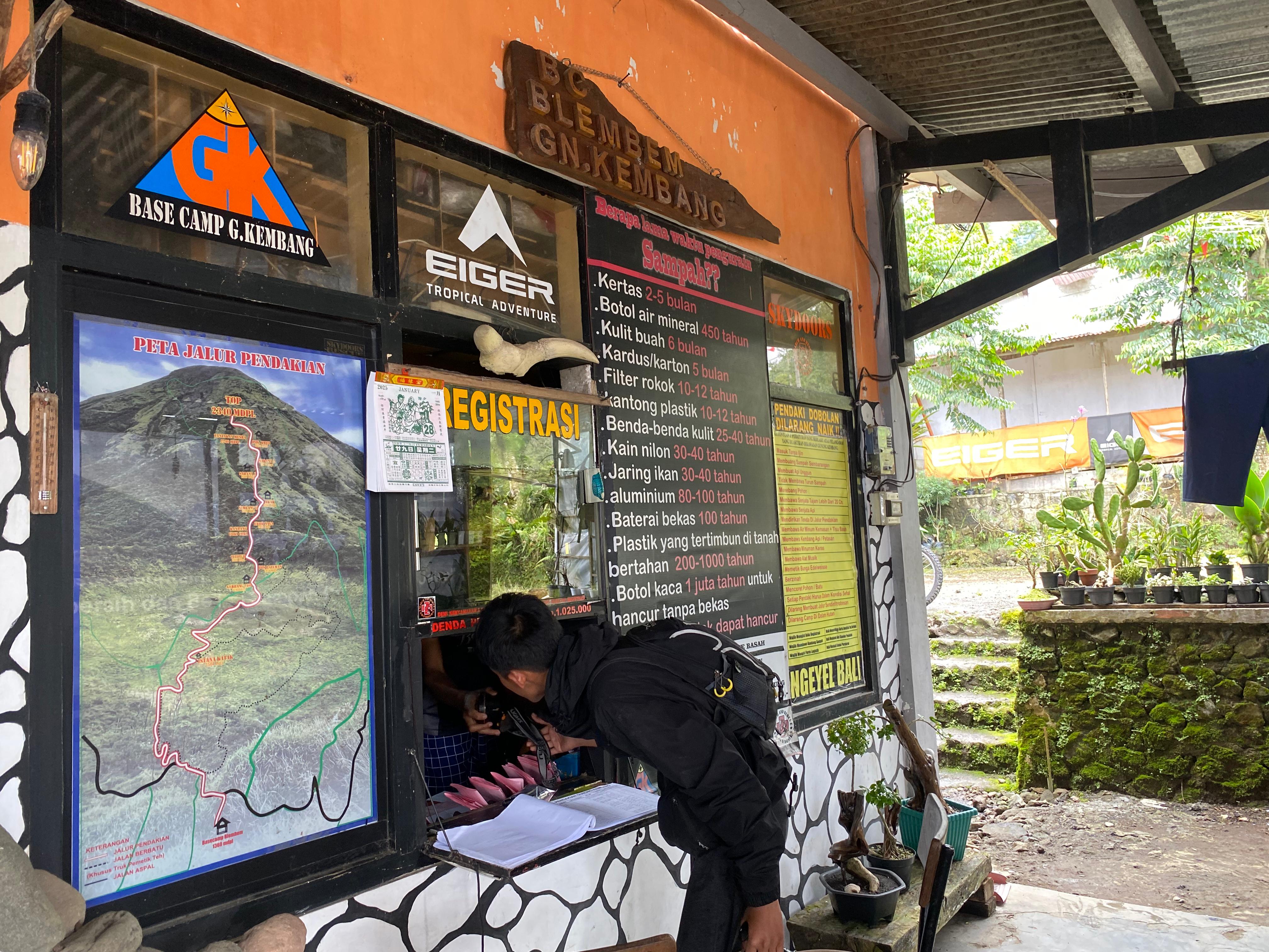 LIBUR PANJANG, JUMLAH PENDAKI GUNUNG KEMBANG VIA BLEMBEM MENINGKAT