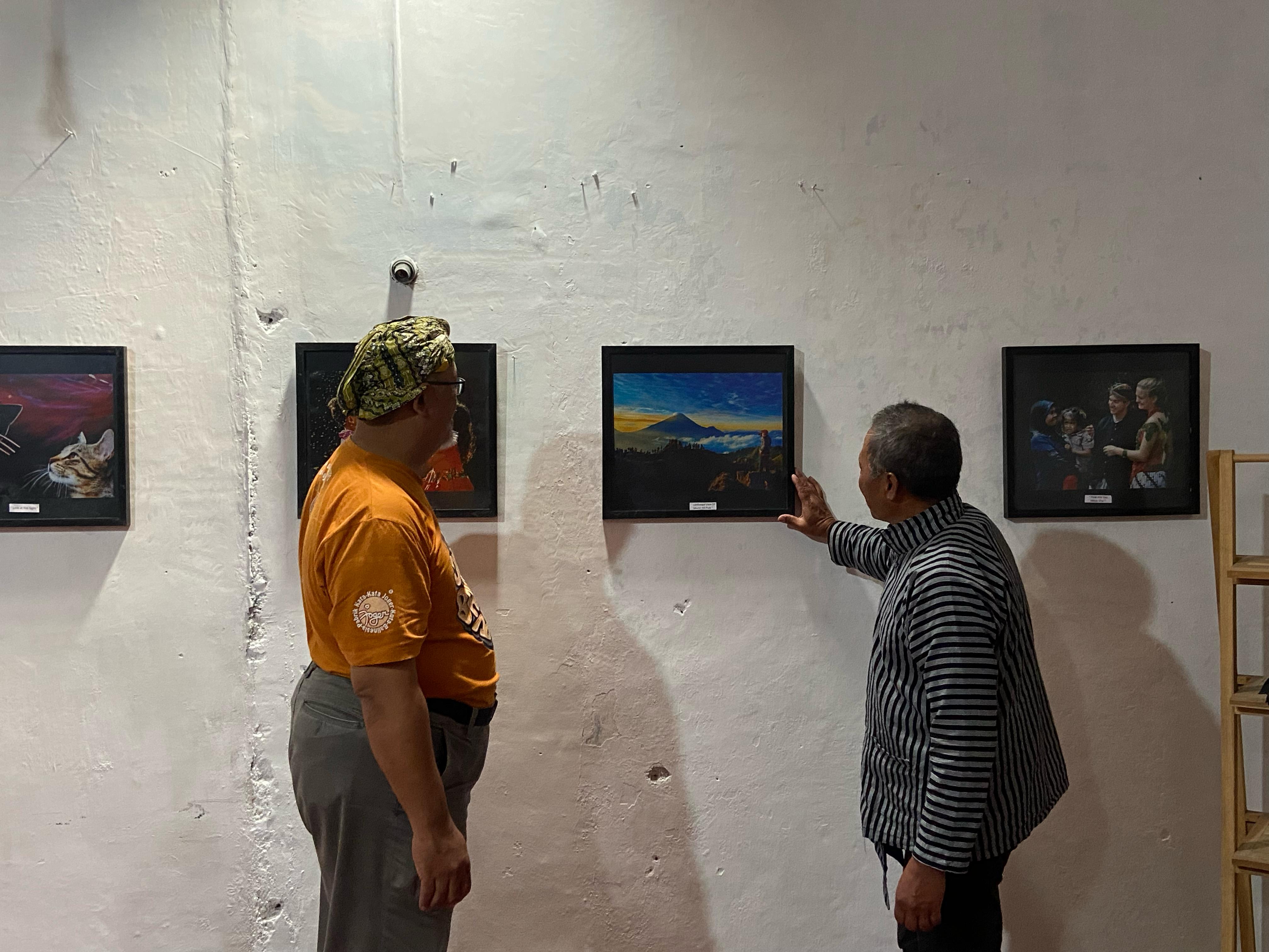 “JEJAK MATA HATI”, CATATAN VISUAL AGUNG WIERA