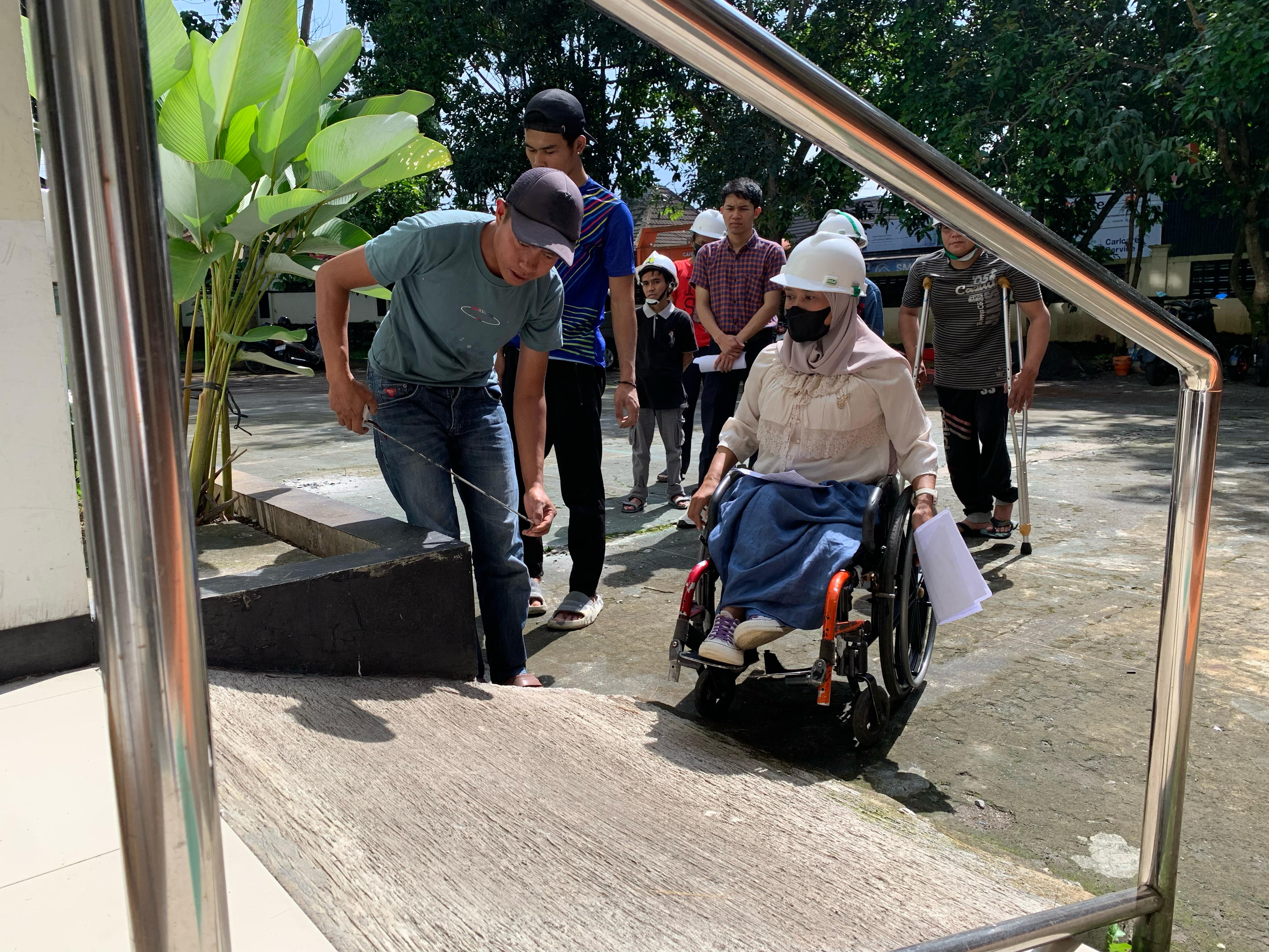 LAKUKAN PERBAIKAN INFRASTRUKTUR, DISKOMINFO WONOSOBO MENUJU KANTOR INKLUSI