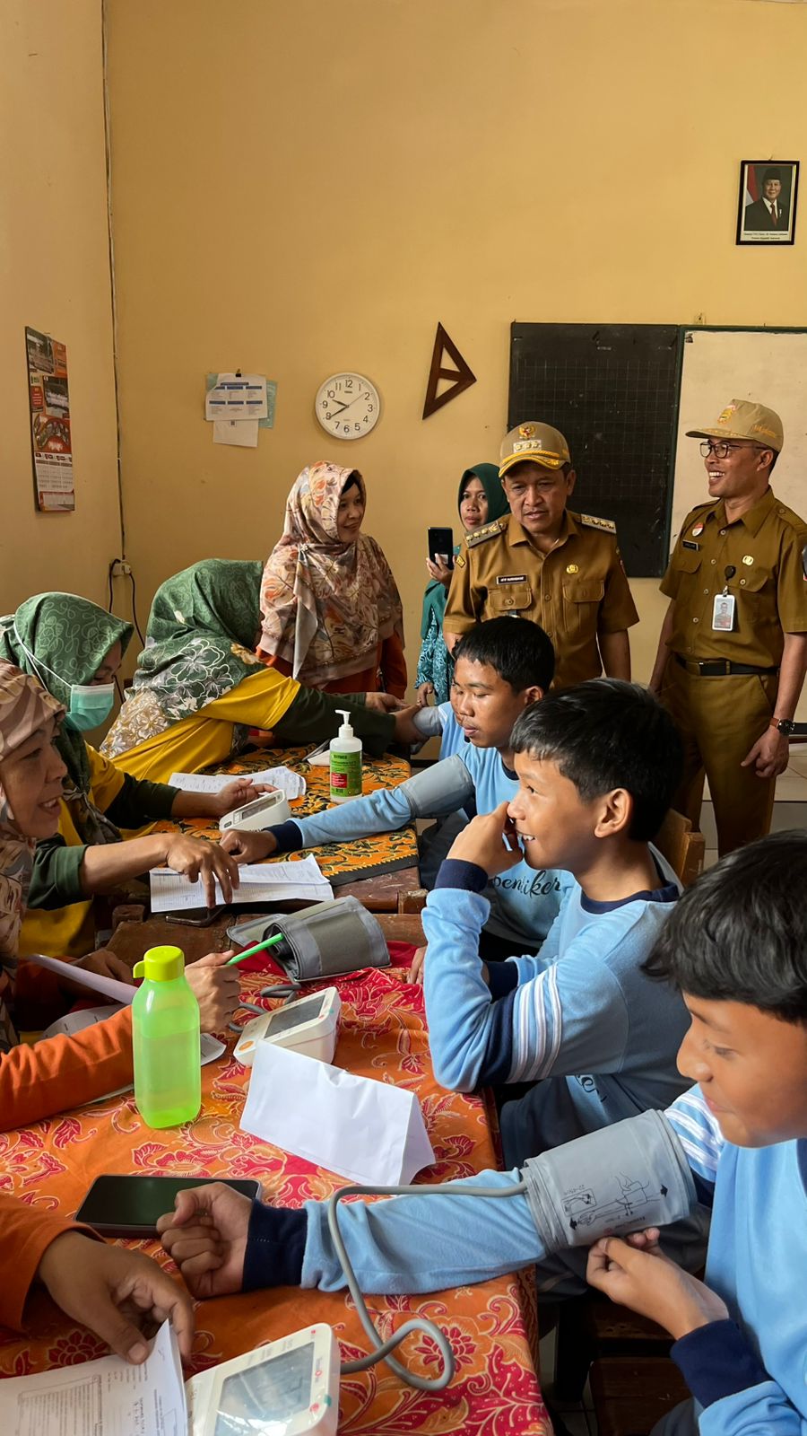 CEK KESEHATAN GRATIS REMAJA SASAR LEBIH DARI 152 RIBU ANAK SEKOLAH DI WONOSOBO