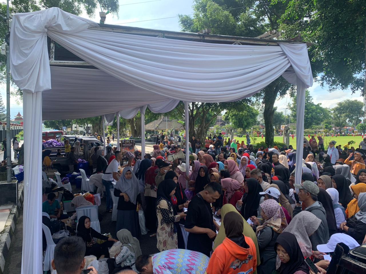 GERAKAN PANGAN MURAH DAN SEDEKAH SAYUR, UPAYA WONOSOBO TEKAN INFLASI DAN RAYAKAN HARI PANGAN SEDUNIA