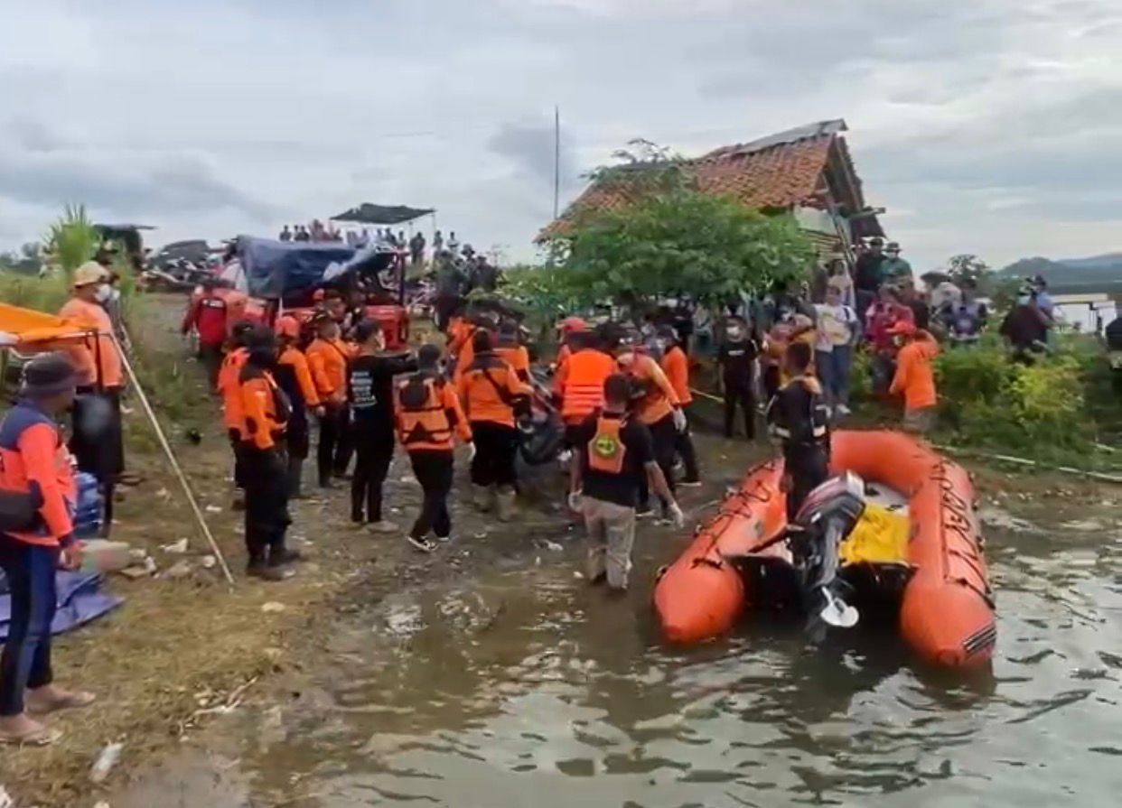 KORBAN TENGGELAM DI WADUK WADASLINTANG BERHASIL DITEMUKAN