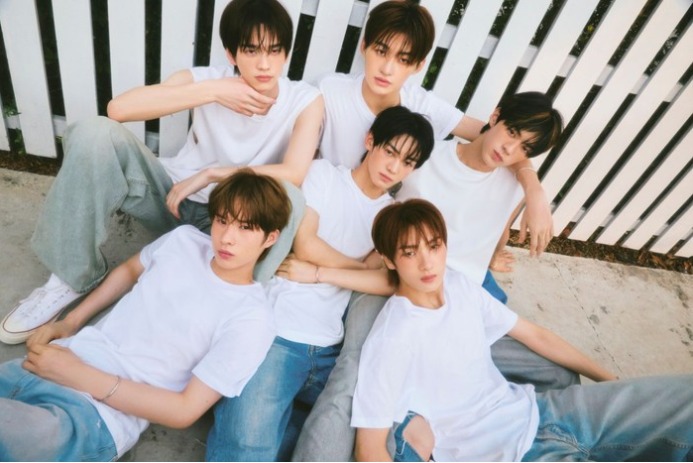 TWS Ramaikan Parade Comeback K-Pop Februari!