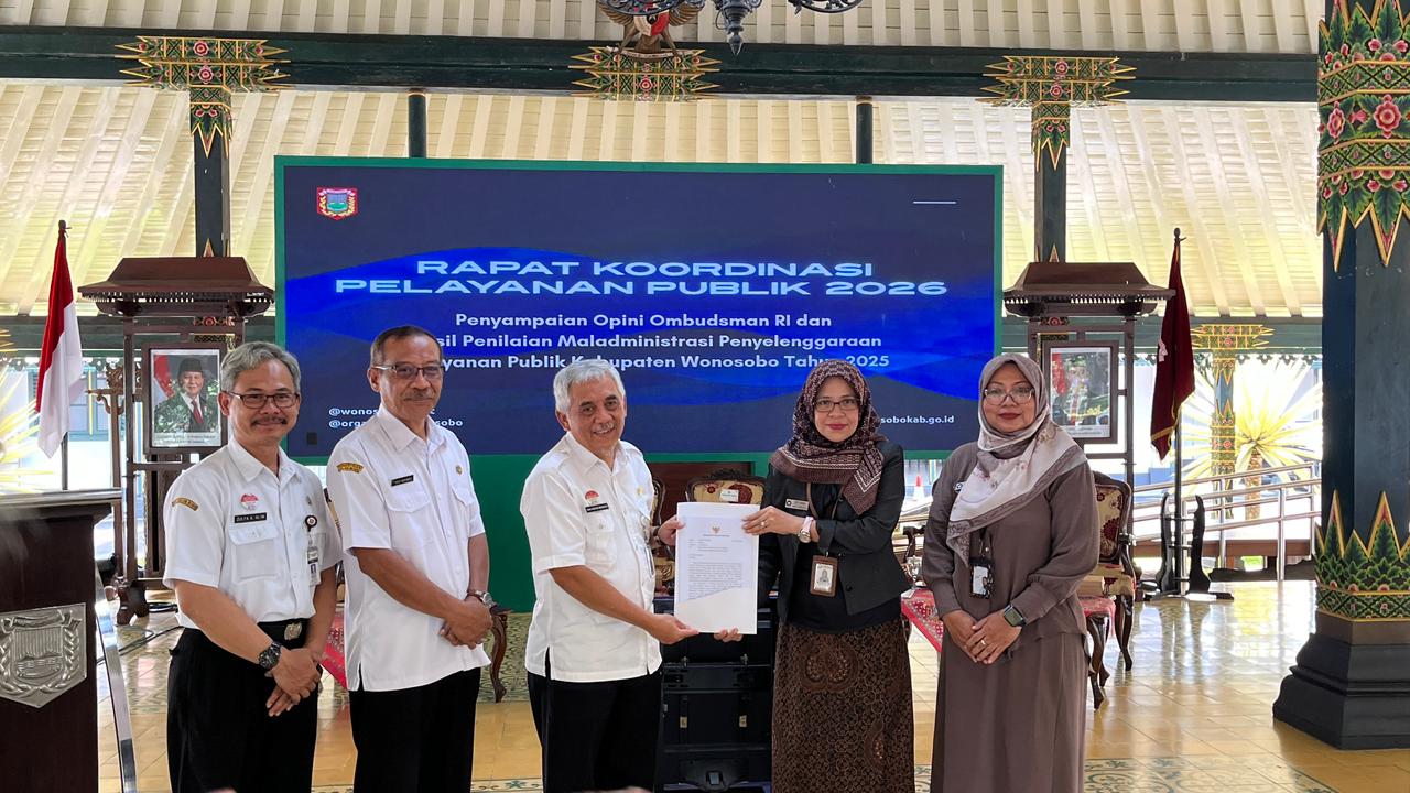 PEMKAB WONOSOBO PERKUAT KOMITMEN LAYANAN PUBLIK